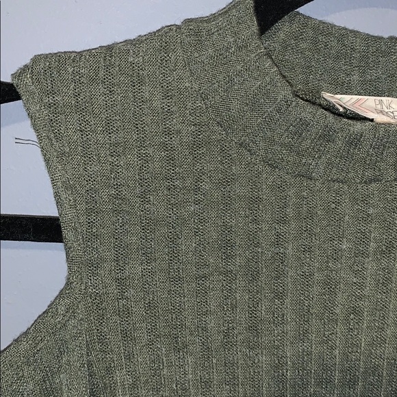 Pink Rose Cold-shoulder Sweater Dress Green Size M - Picture 3 of 7